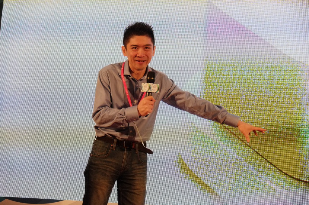 小米聯合創辦人黃江吉表示，銷量依靠的是口耳相傳的威力。
