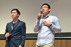 Arist創辦人趙公允(右)表示，手機App控制的咖啡機7月出貨。