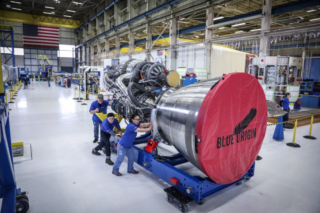 首支BE-4火箭引擎已完成組裝，預計兩年後執行太空任務。（Twitter網上圖片）
