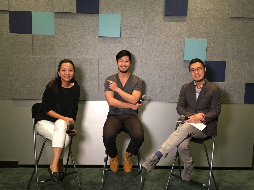 （左起）投資者陳海麗及Origami Labs聯合創辦人黃家恆，跟尹思哲大談創業經。