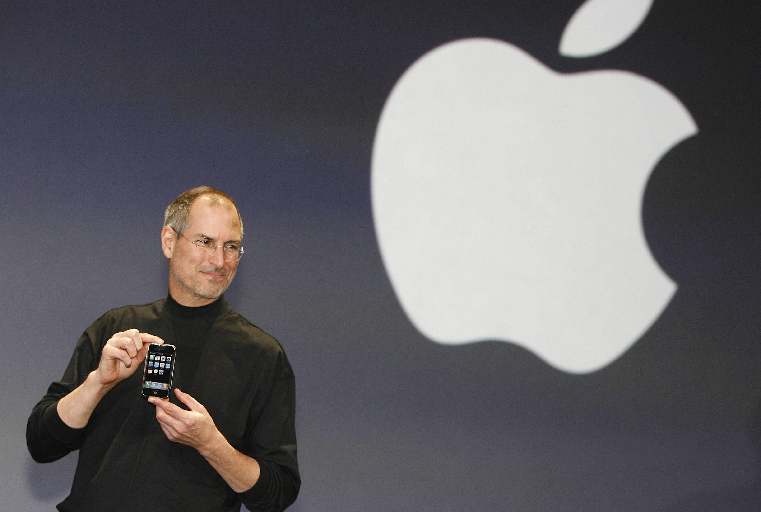 已故蘋果公司創辦人喬布斯給人們留下很多經典產品。（法新社資料圖片）