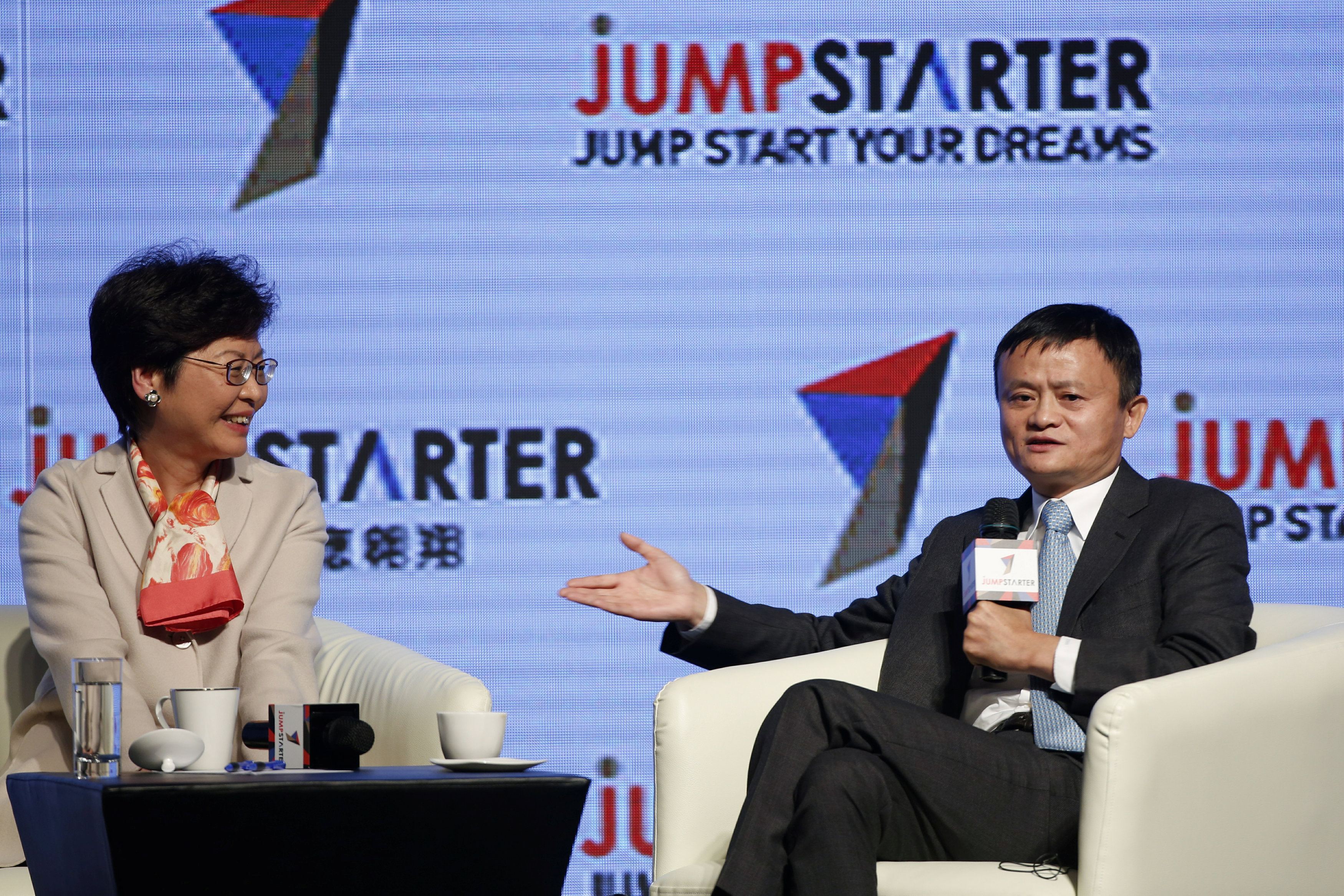 在上星期的Jumpstarter 2017上，阿里巴巴主席馬雲說，創業家不能等到政府推出措施才開始做事。（路透資料圖片）