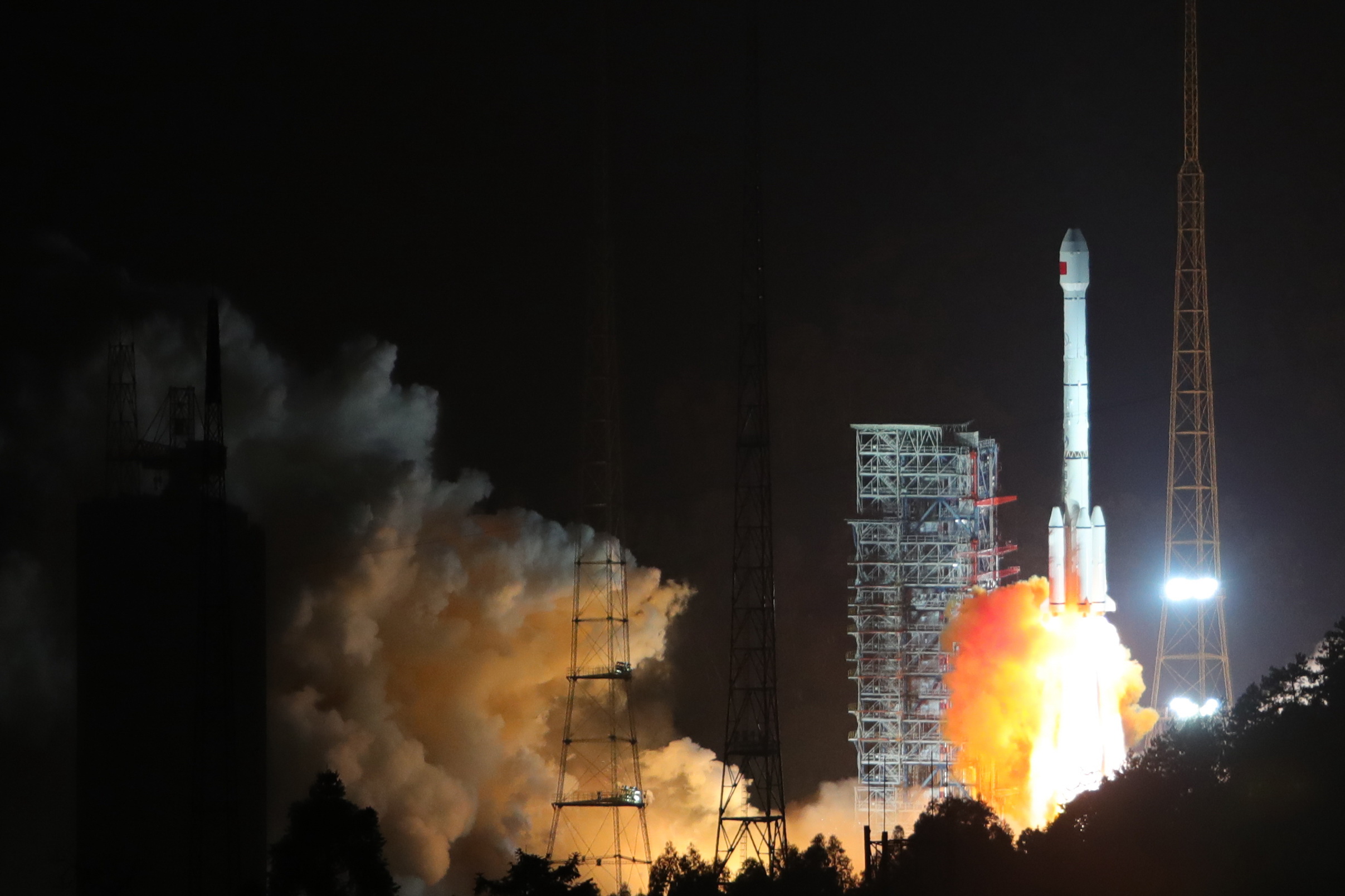 中國於11月發射第24顆、第25顆北斗導航衛星後，開啟北斗衛星導航系統全球組網新時代。（中新社資料圖片）