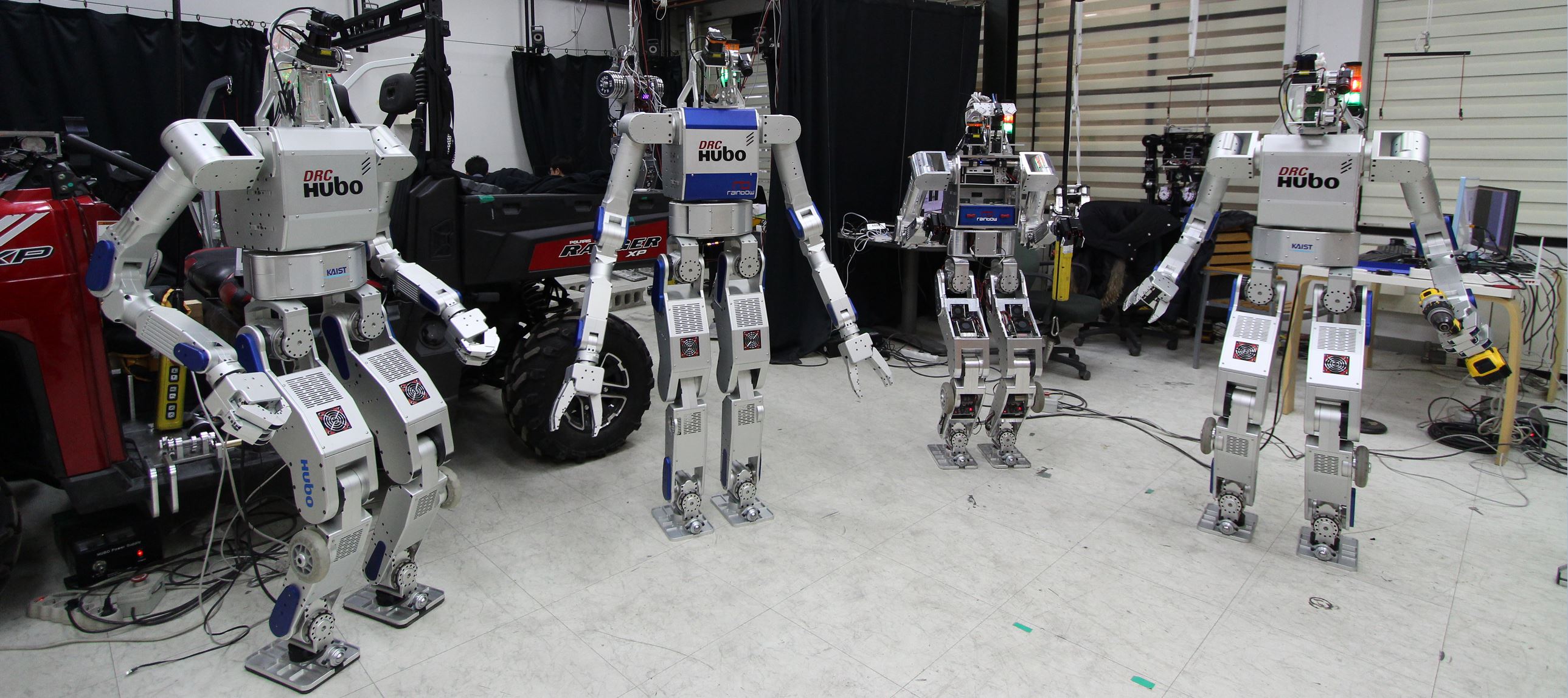 韓國科學技術院（KAIST）過去研發多款機械人。（網上圖片）