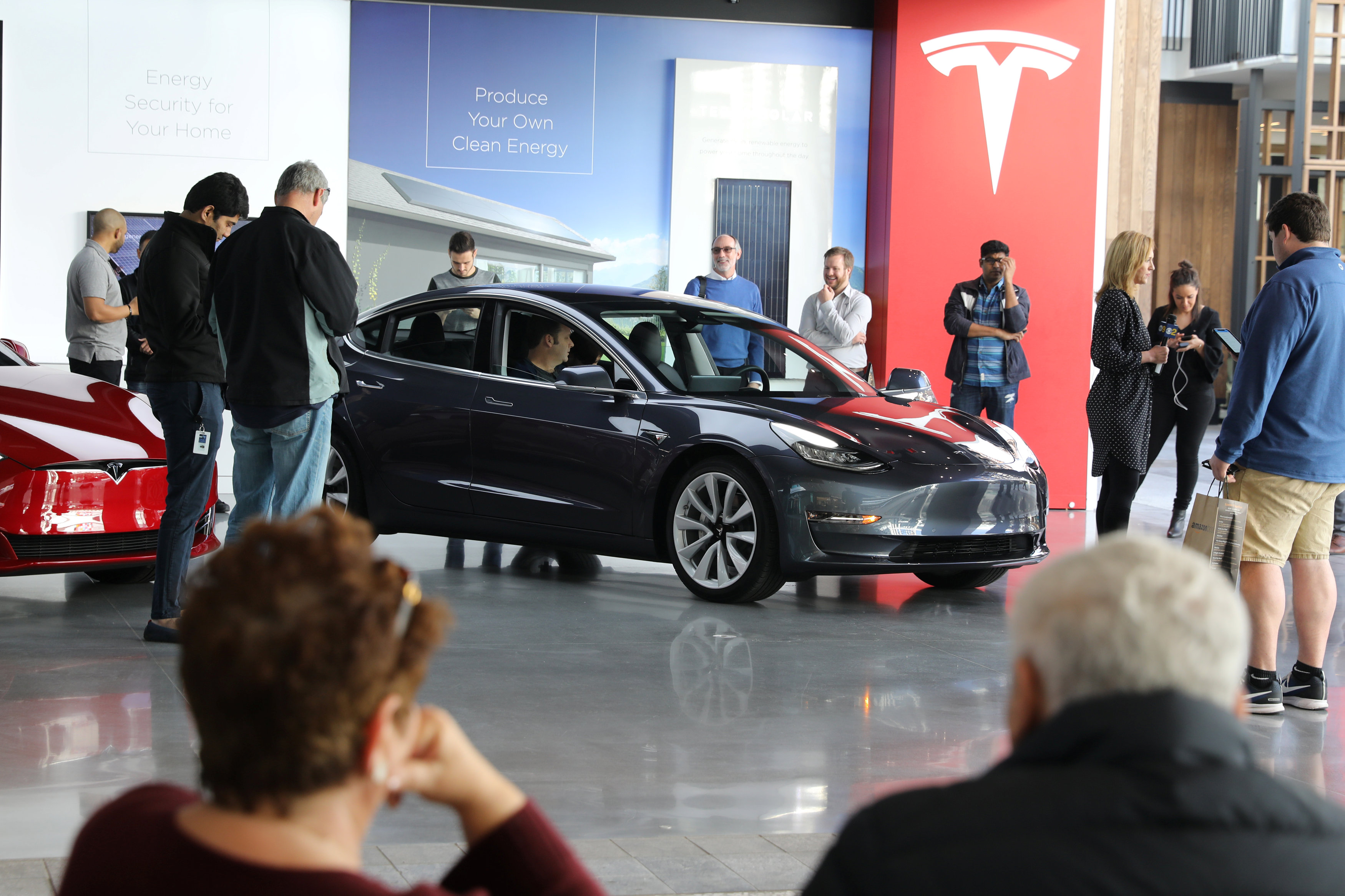 外界期望Model 3是讓Tesla由虧轉盈的重要產品。（路透資料圖片）
