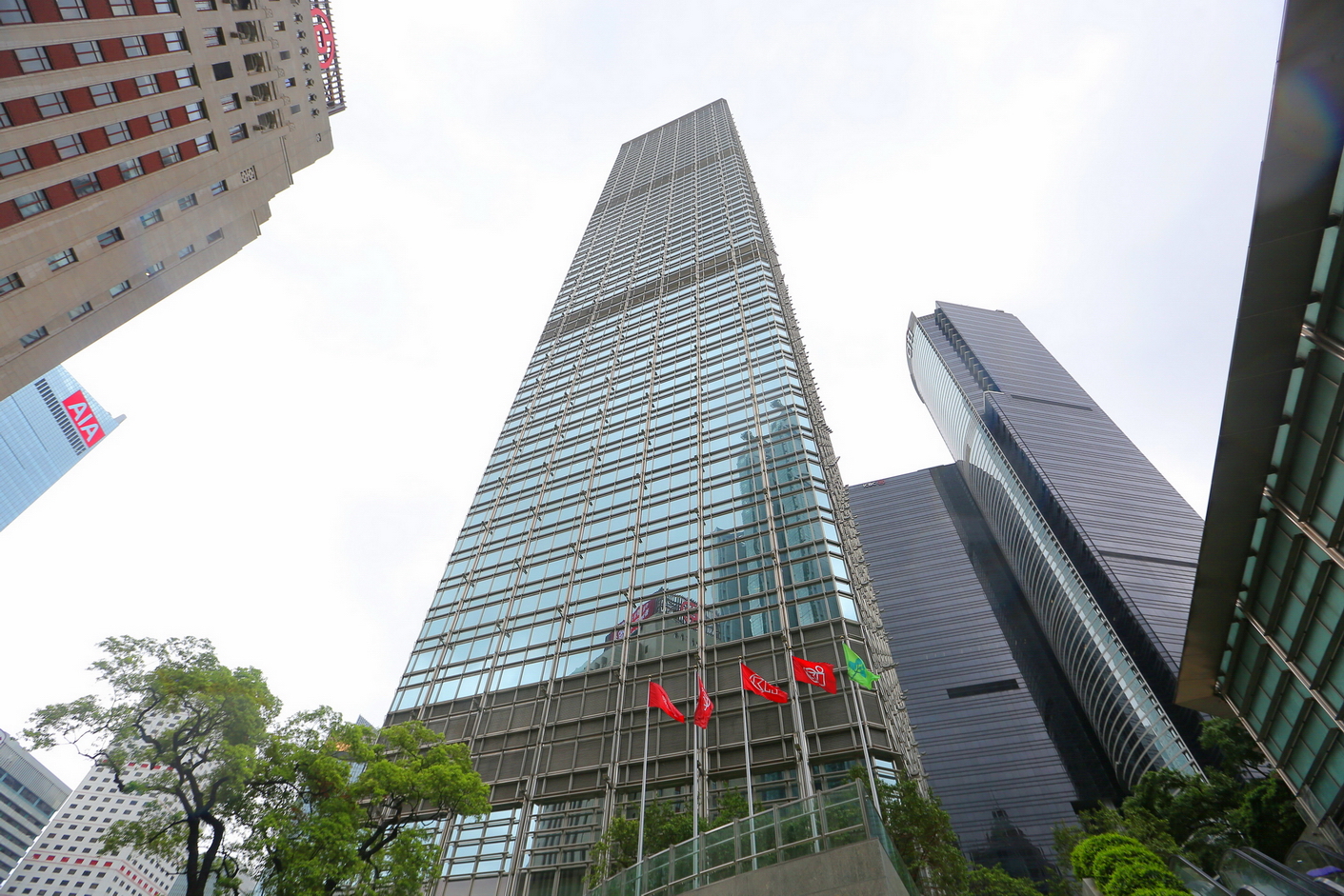 近日盛傳BitMEX以破紀錄的203元呎租，承租長江集團中心45樓逾萬方呎單位。（黃潤根攝）
