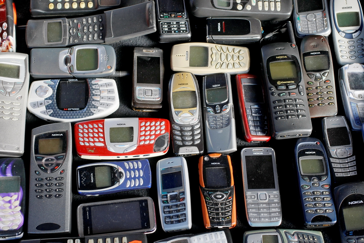 諾基亞一度是全球手機品牌龍頭，曾推出過不少經典手機。（路透資料圖片）