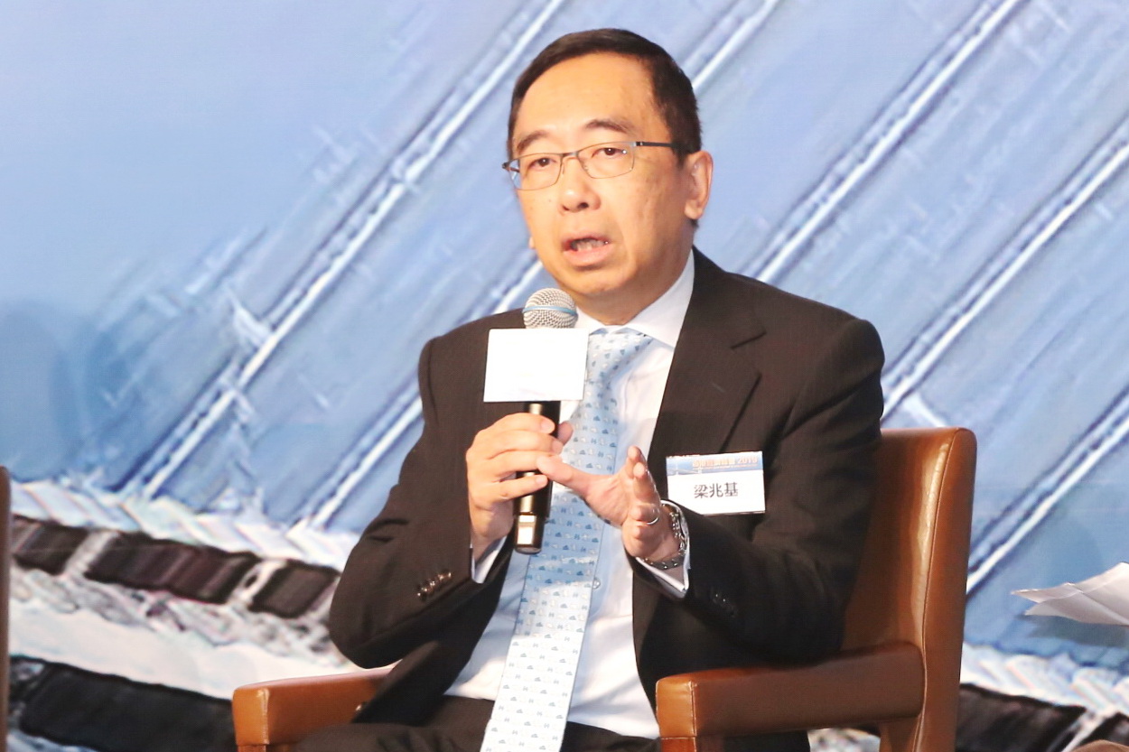 滙豐亞太區顧問梁兆基表示，大灣區必須從政策層面開放貨物、稅制及跨境交易。（黃潤根攝）