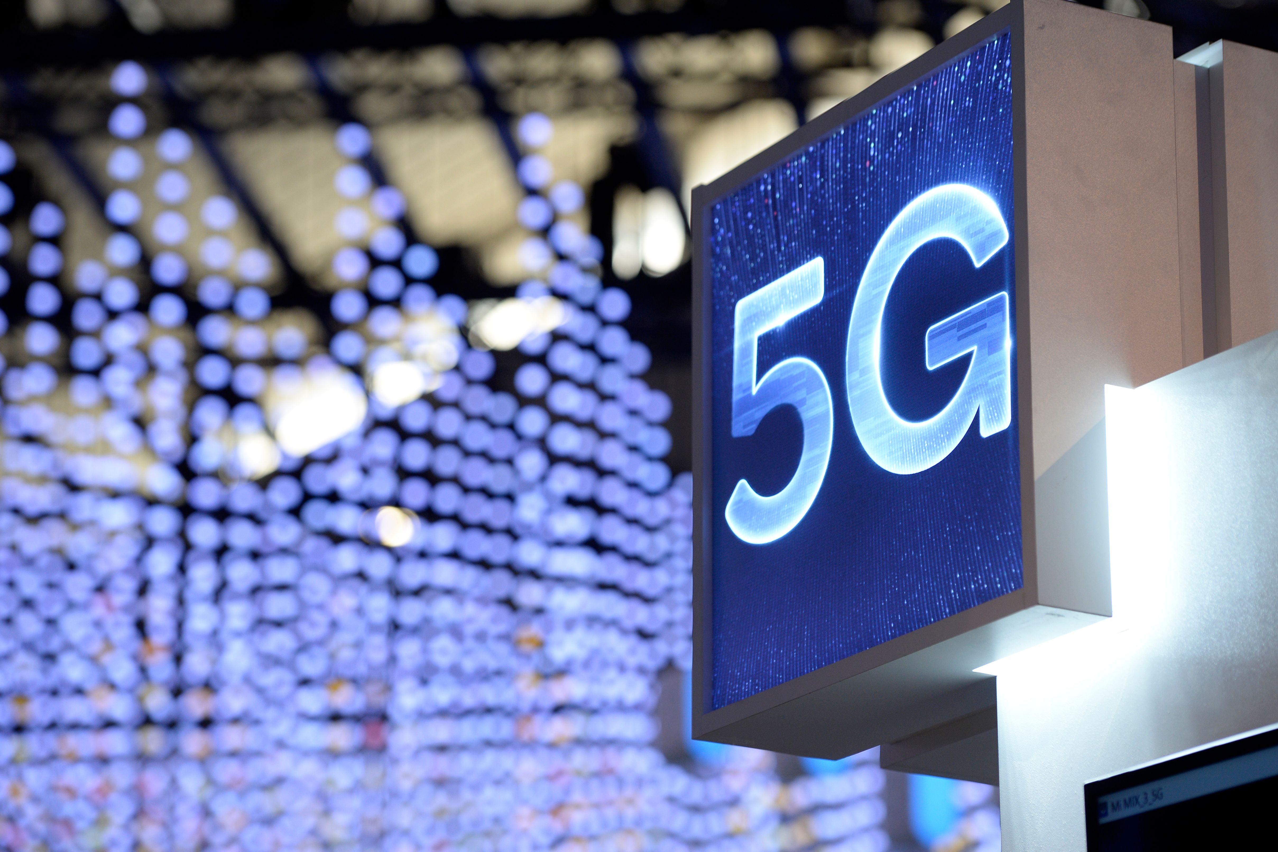 世界通訊大會上周在巴塞隆拿舉行，參展商展示最新的5G方案。（法新社圖片）