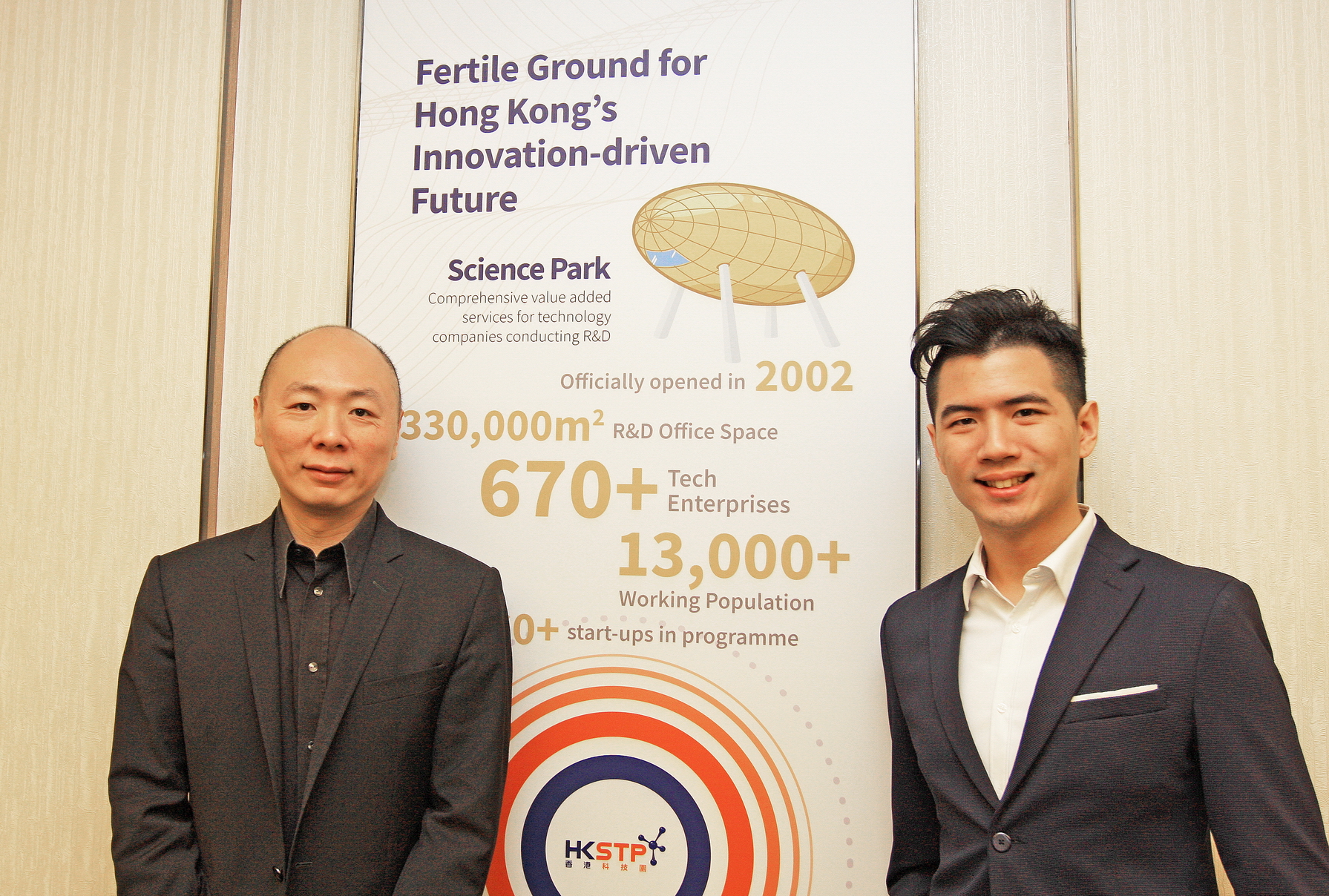 Eats365 Solutions創辦人兼行政總裁李維聰（左）及商務總監黃汝灝。（右）