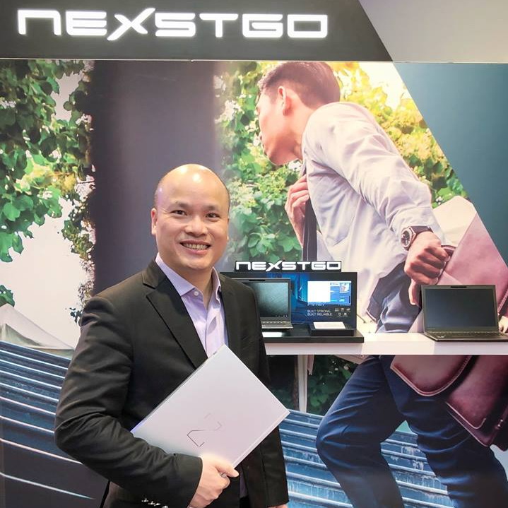 鍾孝揚（Alex）兩年多前毅然自立門戶，與愛高集團共同創立Nexstgo這本地品牌。（Nexstgo FB 專頁圖片）