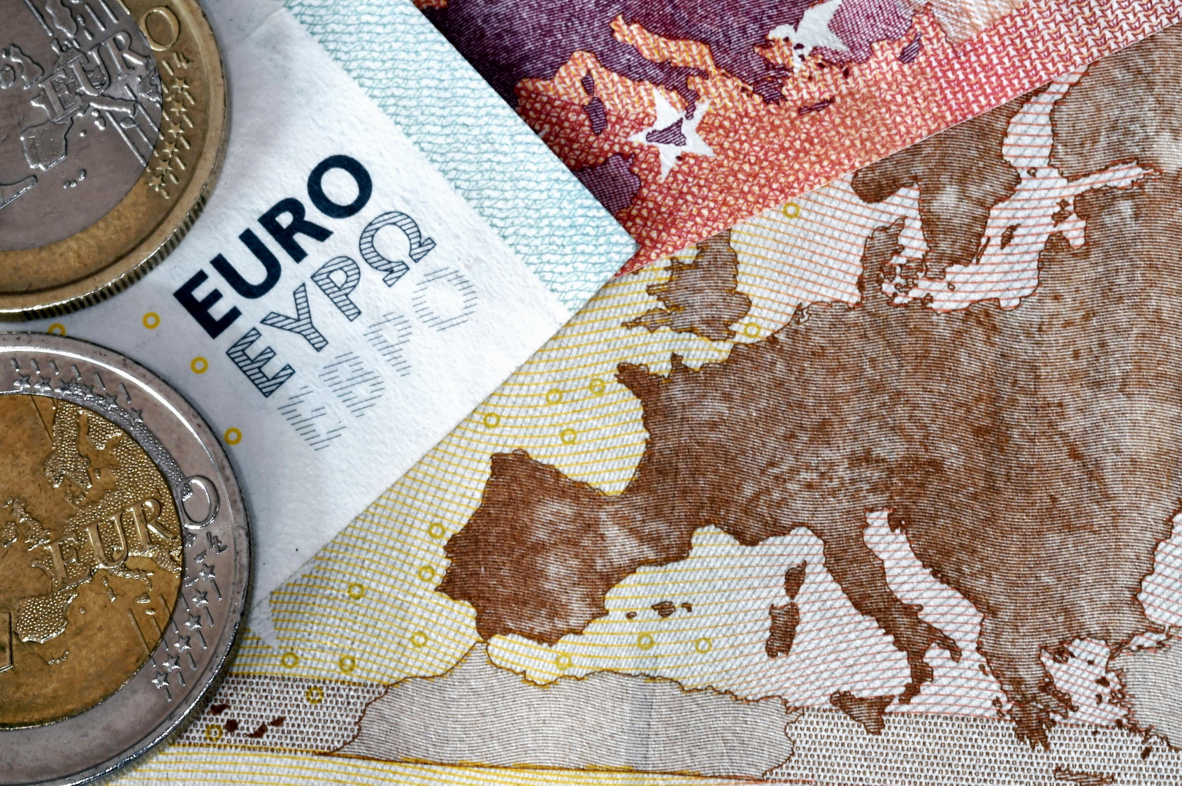 歐盟考慮推出一個總值1000億歐羅（約8676億港元）的主權財富基金。（法新社資料圖片）