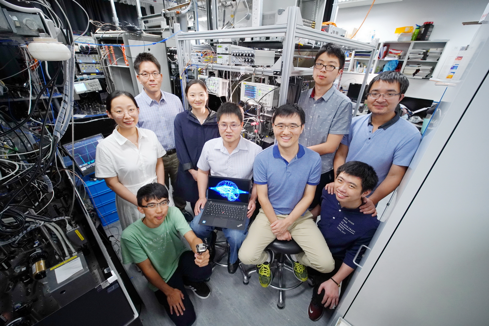 科技大學科研人員成功研發全球首個可用作深度機器學習的全光學神經網絡。（科大圖片）