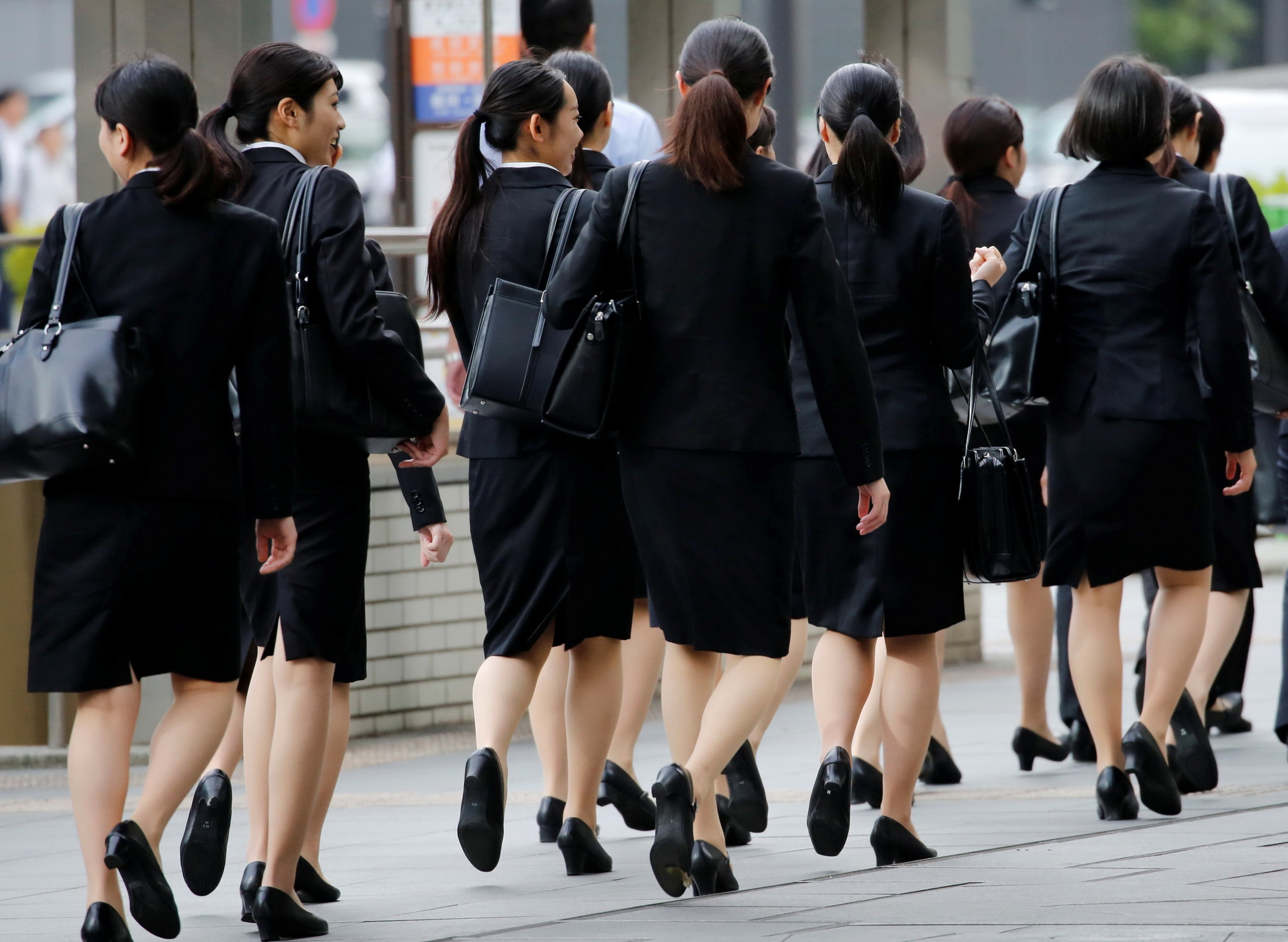 日本職場對女性有角色定型，使她們在工作上可以發揮的地方有限。（路透資料圖片）