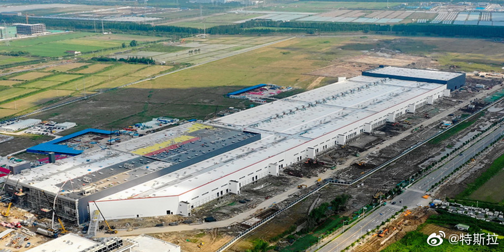 Tesla上海超級工廠上周宣告建成，已開始試產，料10月中旬起量產。（Tesla微博圖片）