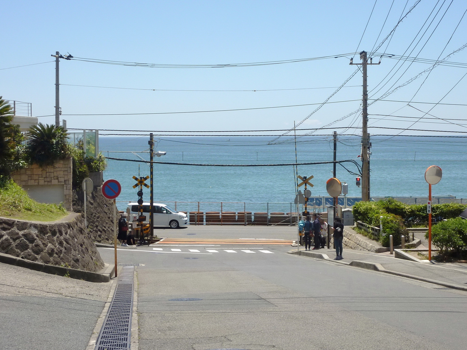 《男兒當入樽》漫畫曾在神奈川縣江之島附近取景，每年均引來大量大陸遊客朝聖。（維基百科圖片）