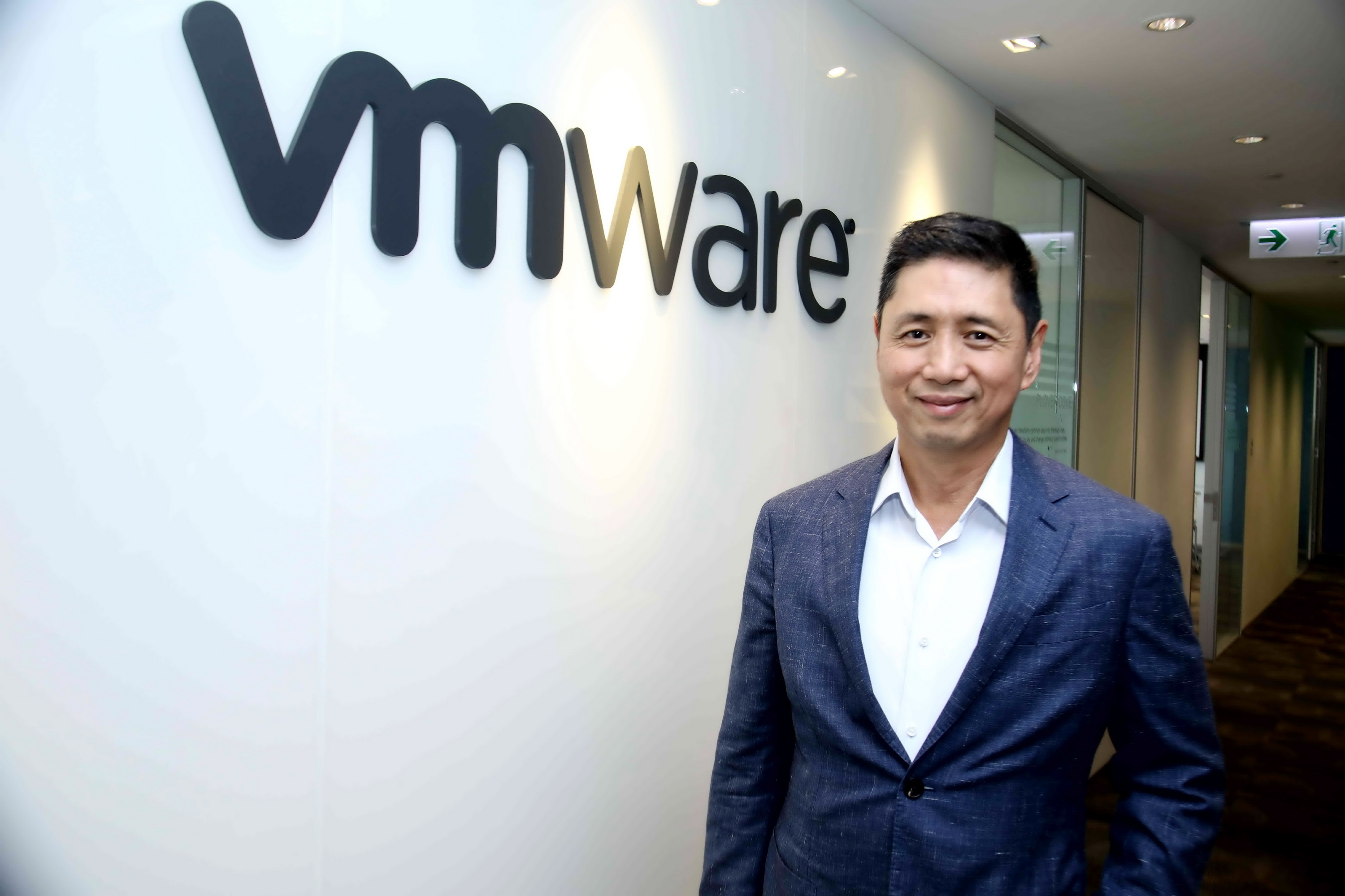 VMware郭尊華認為，中國伺服器虛擬化市場發展空間巨。（何澤攝）