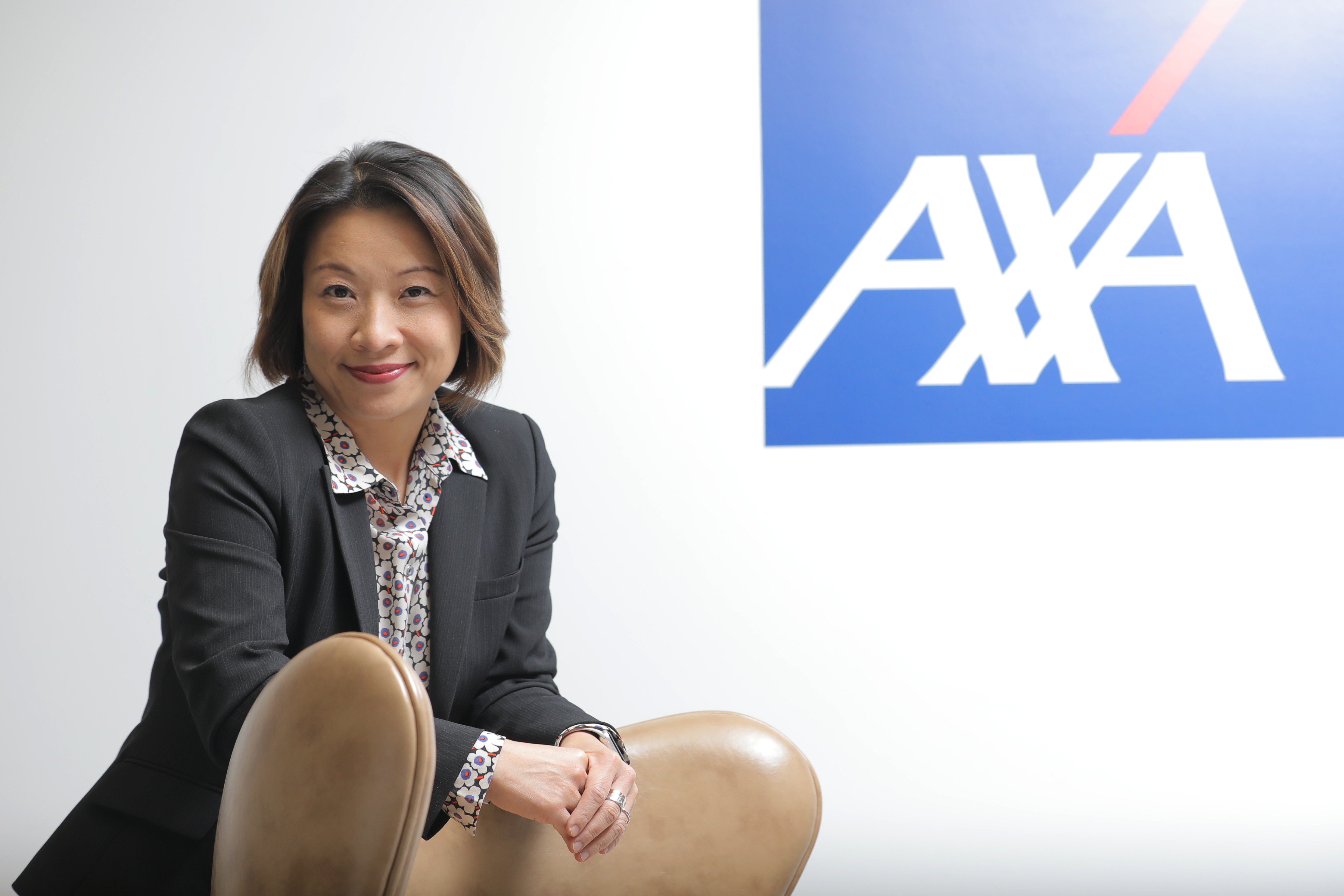 尹玄惠說，AXA正研究推出更多套餐應付新興行業客戶，例如初創企業等，讓不同企業有更多保障和服務。（黃俊耀攝）
