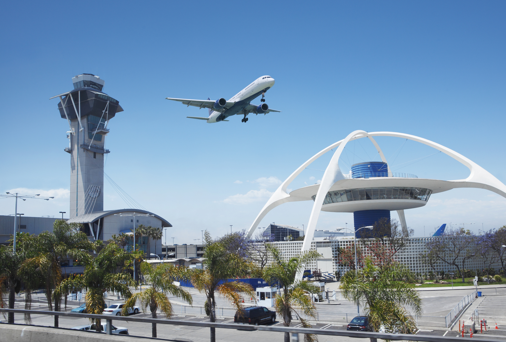 美國洛杉磯國際機場（LAX）客運也由第五升上第四位，與香港機場各有千秋。（網上圖片）