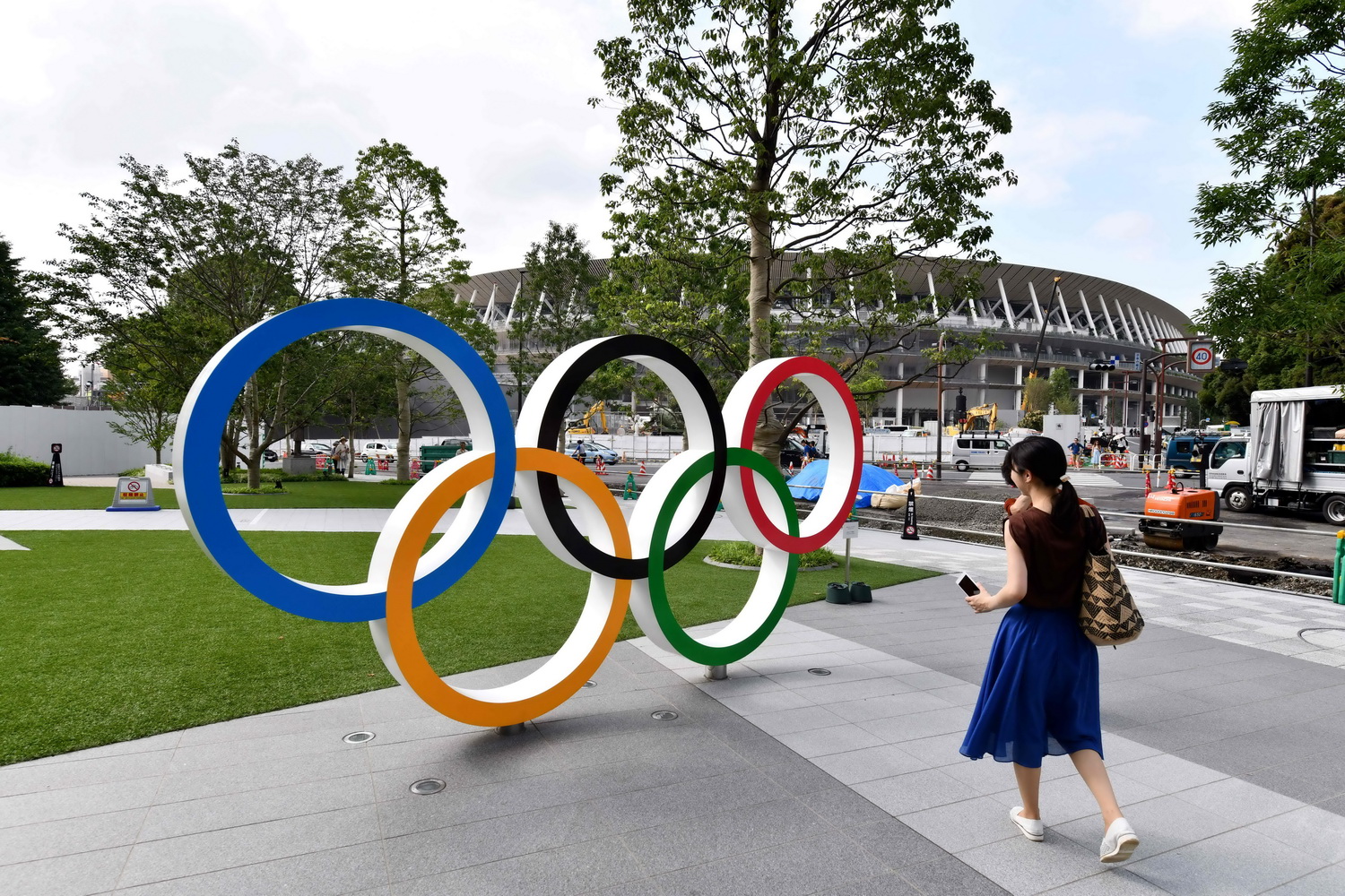 明年舉辦的2020東京奧運，預期是許多嶄新科技的演示場所；圖東京奧運主場館「新國立競技場」。（法新社資料圖片）