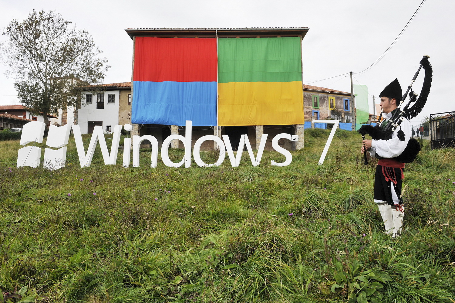 Windows 7以操作穩定見稱，於2009年10月22日正式推出，至今備受全球用戶支持。（路透資料圖片）