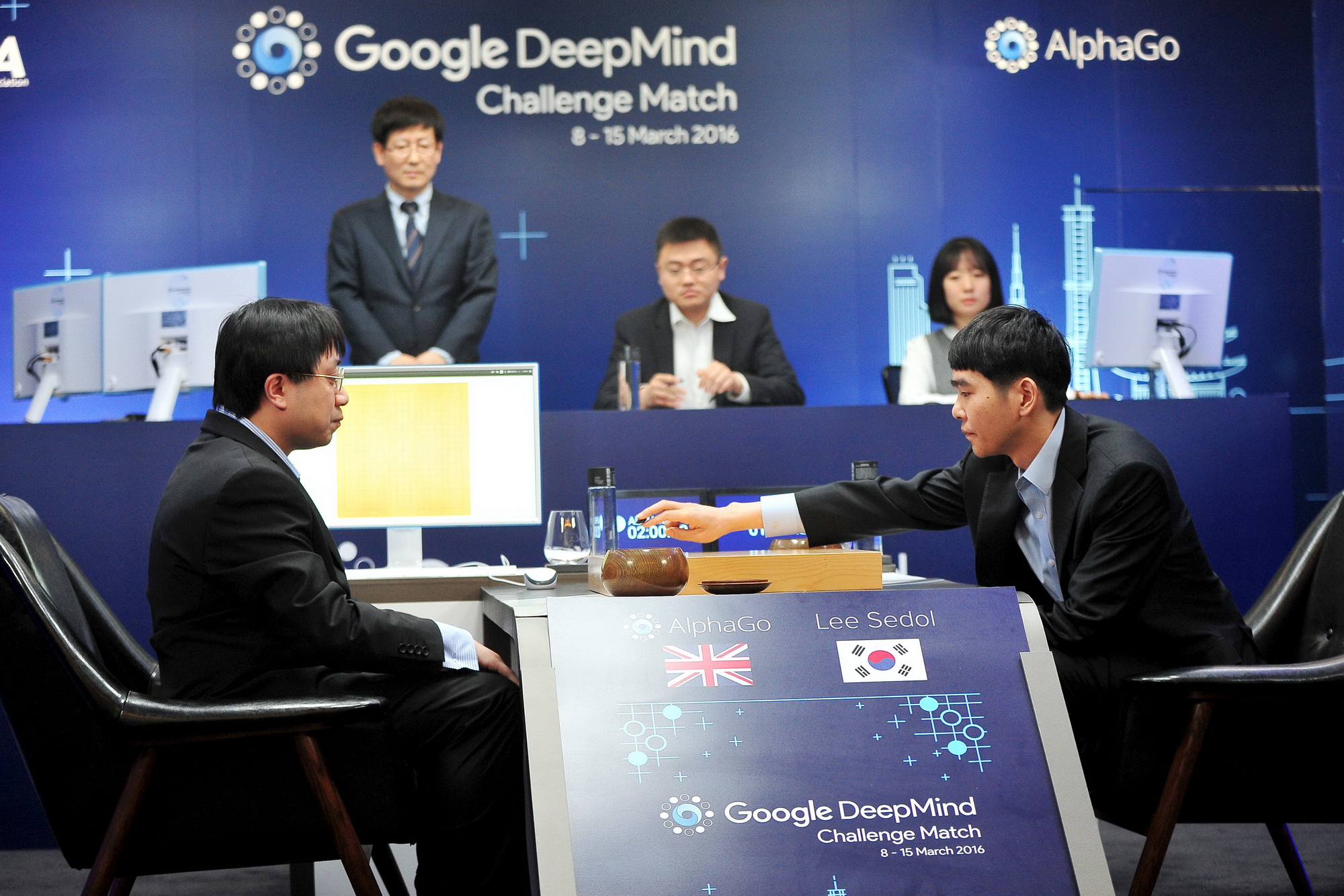 AlphaGo於2016年起，以壓倒性姿態橫掃人類圍棋高手，同時把AI投資熱潮推上高峰。（路透資料圖片）