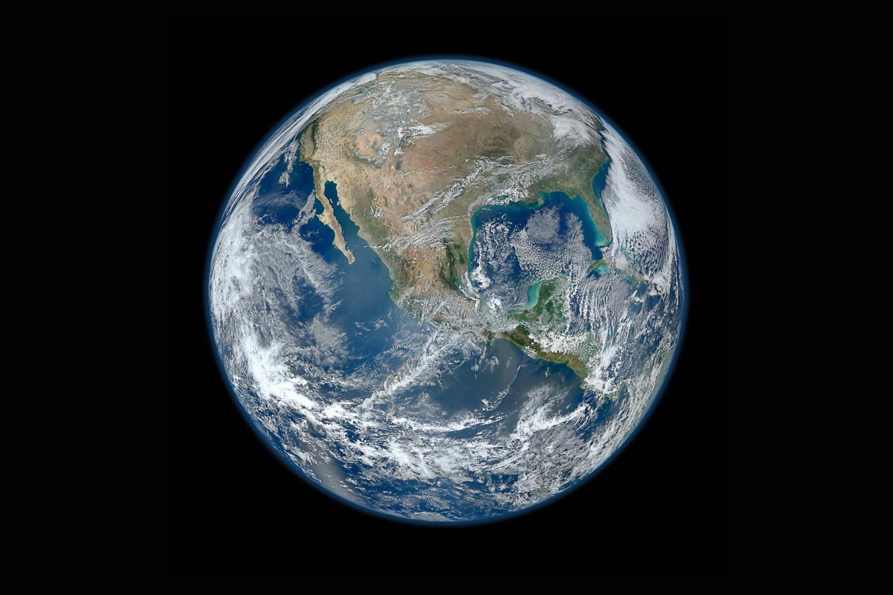 貝索斯在IG貼上一幅地球圖片，並宣布預留100億美元，成立Bezos Earth Fund基金。（Instagram圖片）