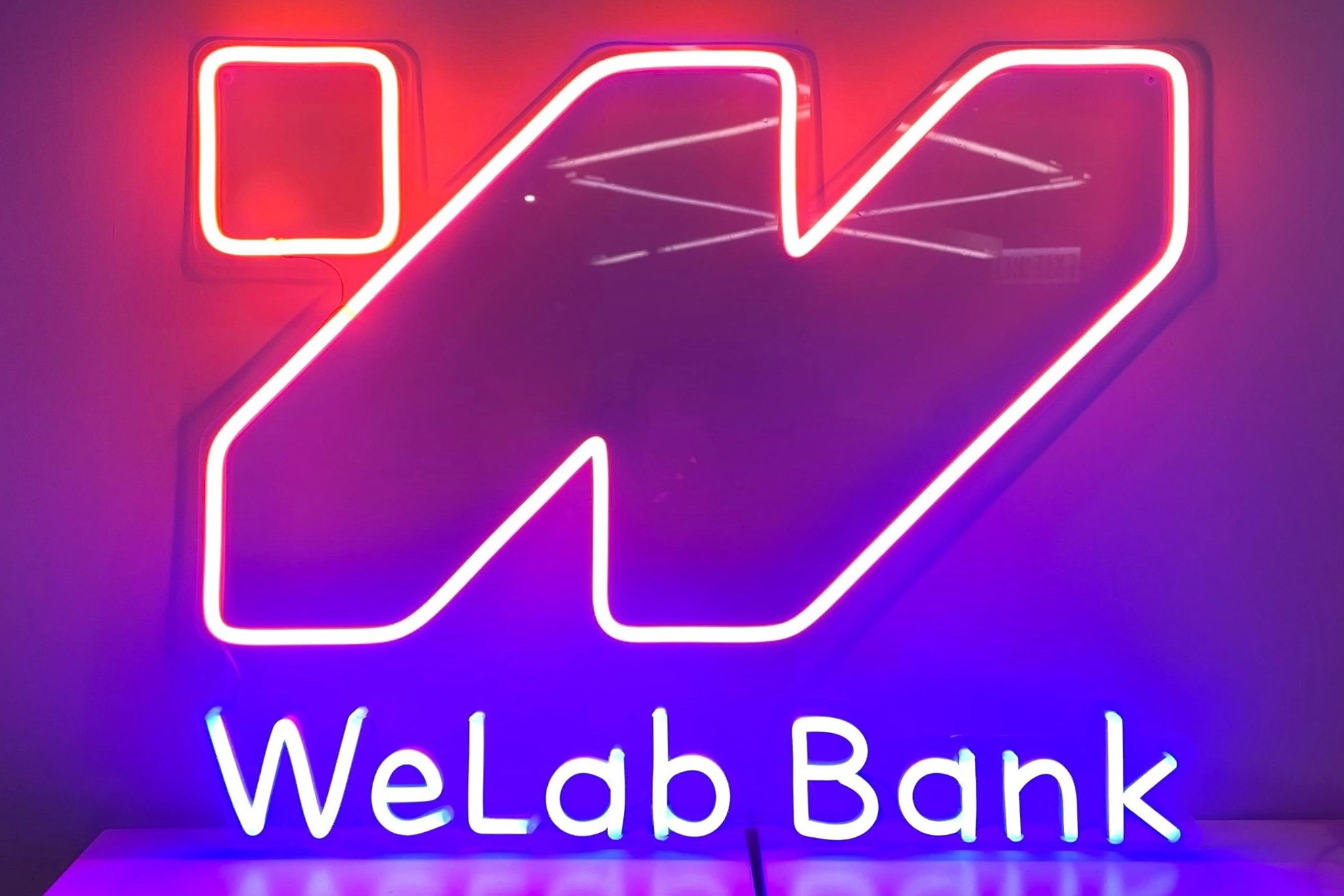 WeLab Bank在試業期間，提供最高年利率4.5厘的3個月定存息率。（WeLab Bank網上圖片）