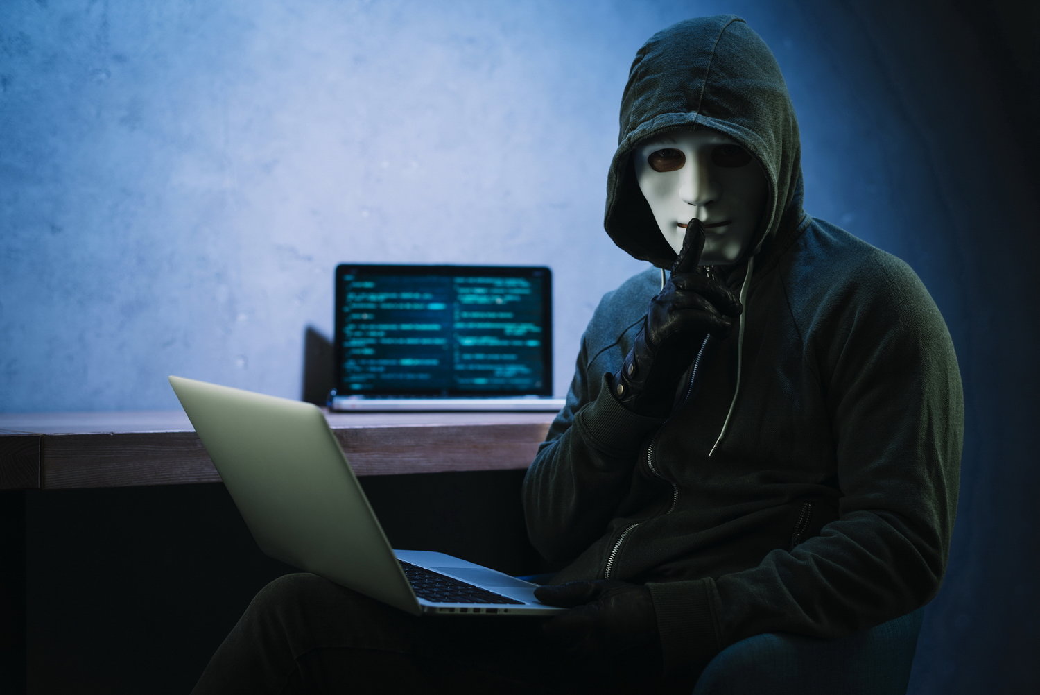 Gazeley呼籲，普通人最好別踫暗網；在專業黑客面前，保護私隱的機會差不多是零。（Freepik網上圖片）