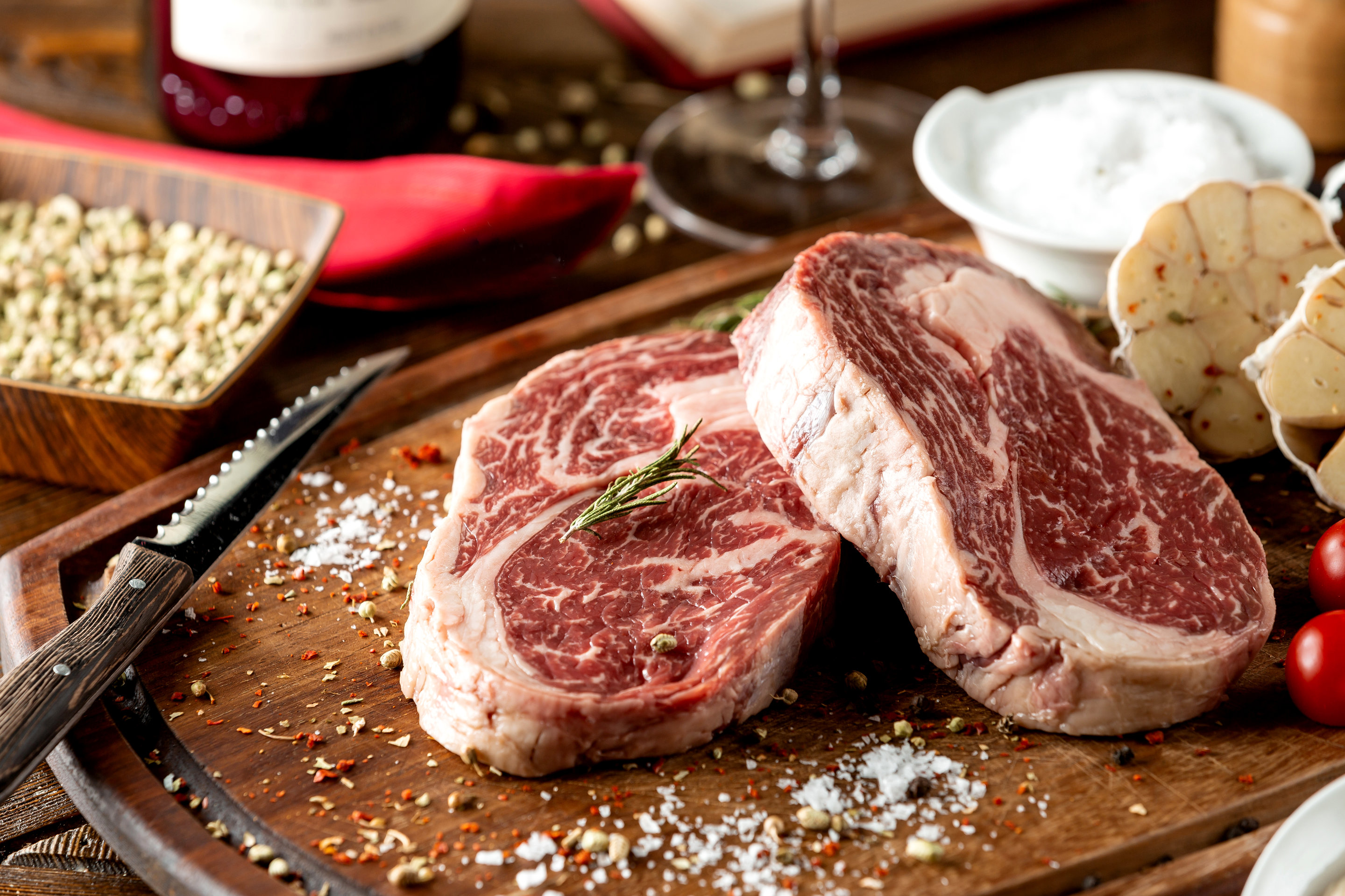 研究團隊指出，原來人們對肉的追求，跟食物中的血紅素有很大關係。（Freepik網上圖片）