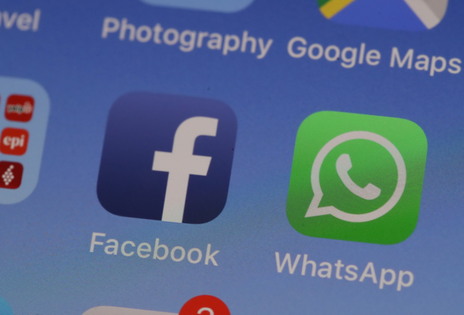 Google、Facebook、WhatsApp等美國科技企業先後拒絕與政府分享用戶數據。（法新社資料圖片）