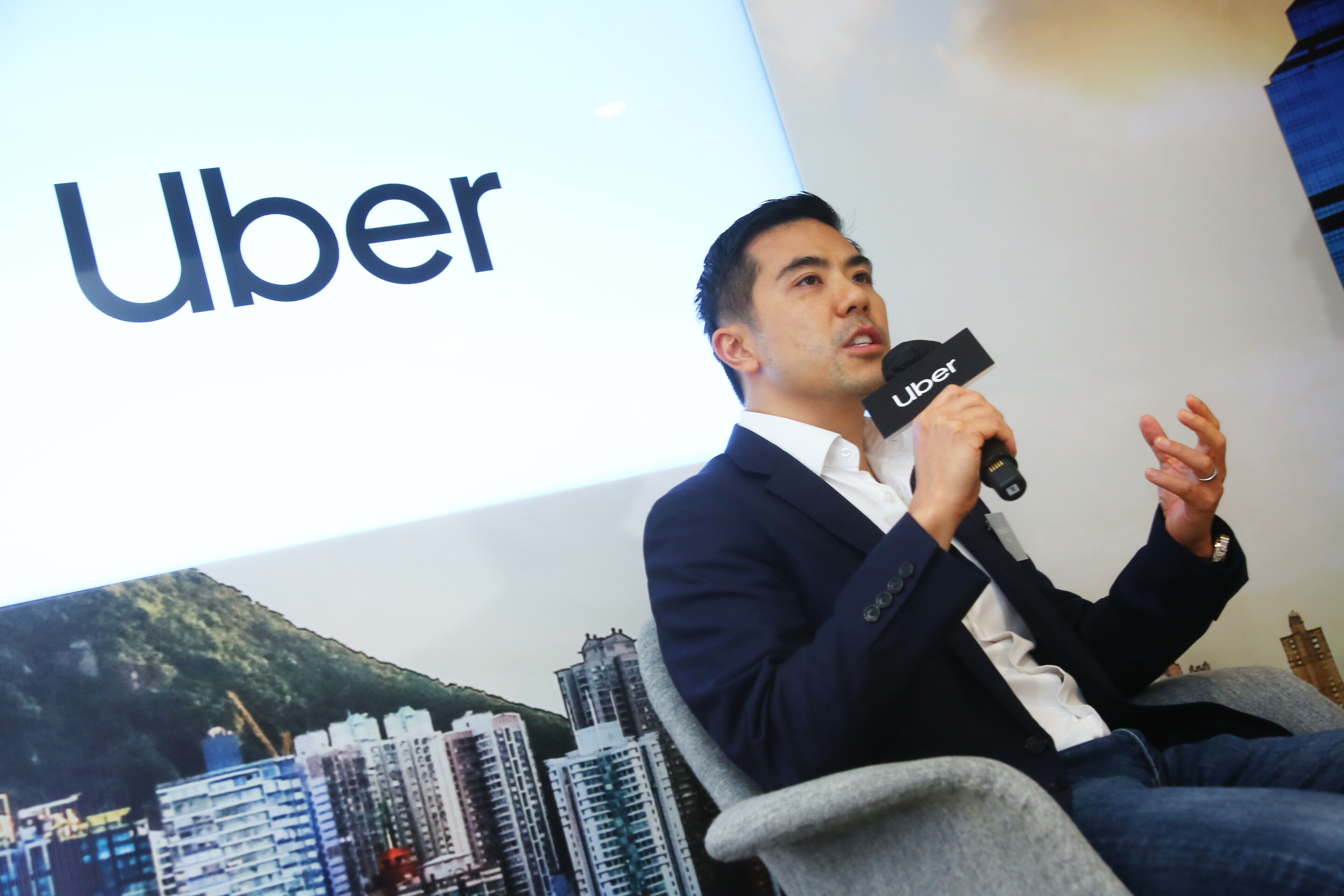 鍾志霆坦言，即使5月提出把Uber亞太總部遷港的擴大投資計劃，特區政府仍「無聲無氣」。（信報資料圖片）