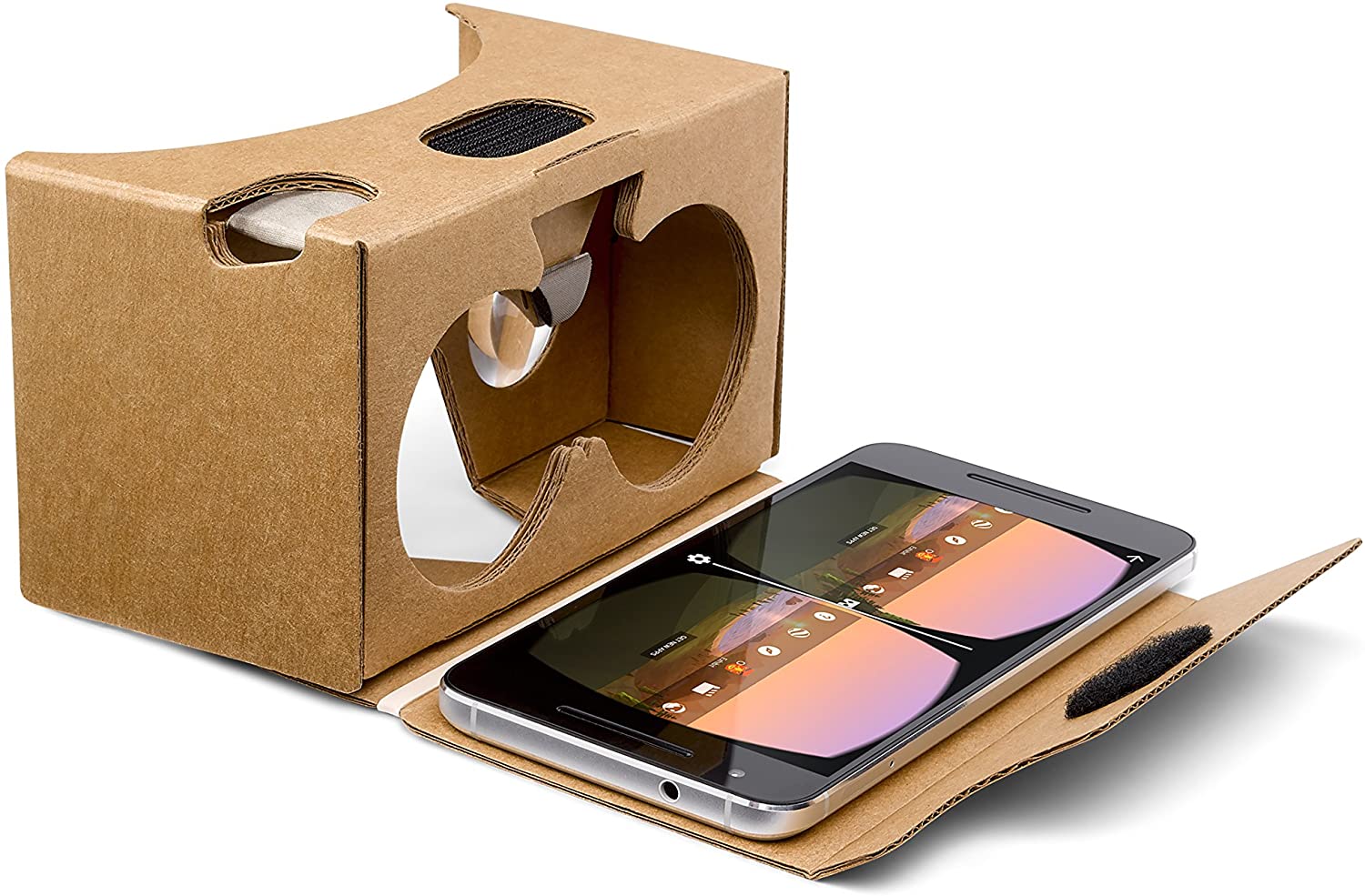 Google早幾年便推出以厚紙板加上透鏡組成的低成本VR觀影盒Cardboard。（Amazon網上圖片）