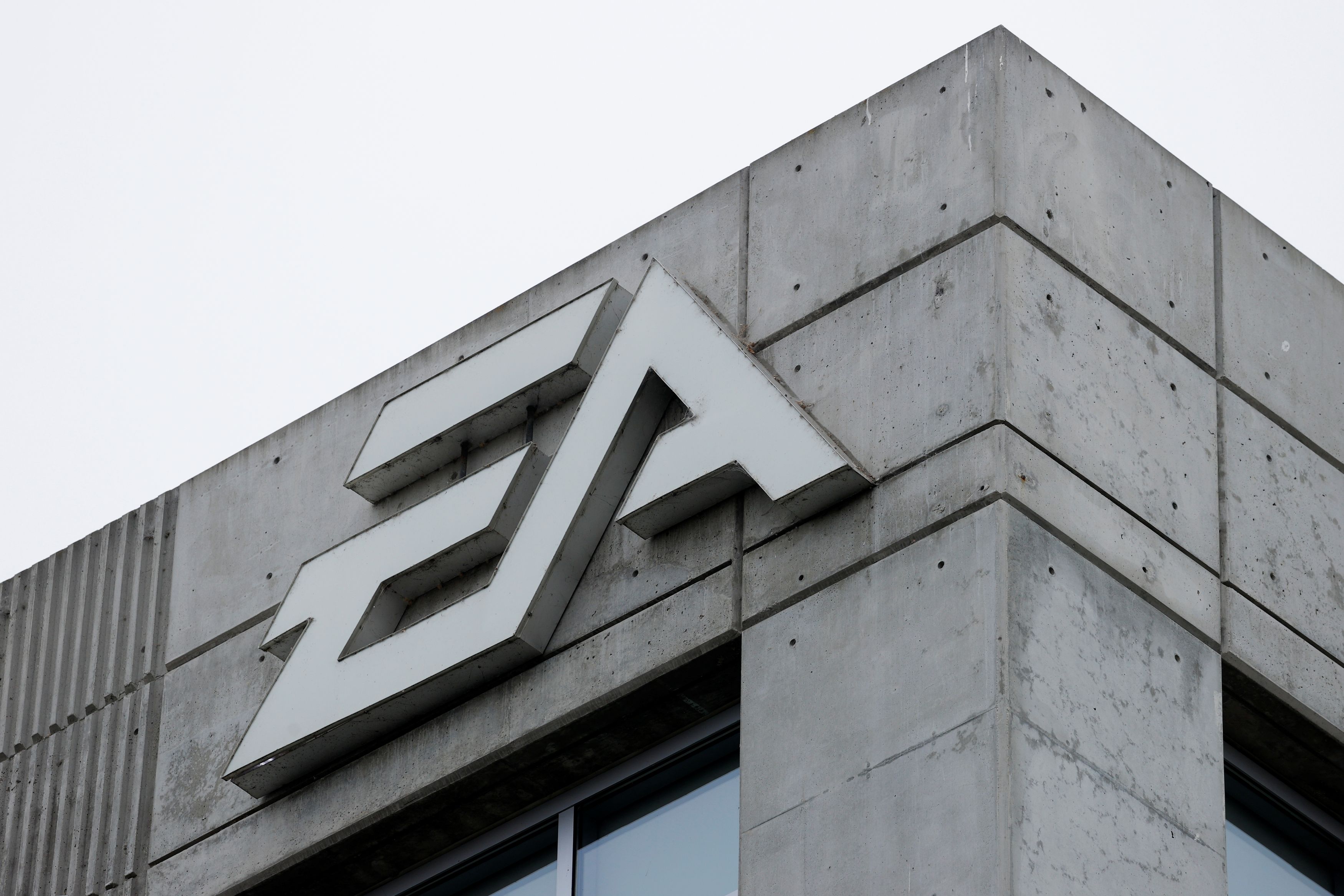 遊戲開發商藝電（EA）周一同意斥資12億美元（93.6億港元）現金，收購英國同業Codemasters。（路透資料圖片）