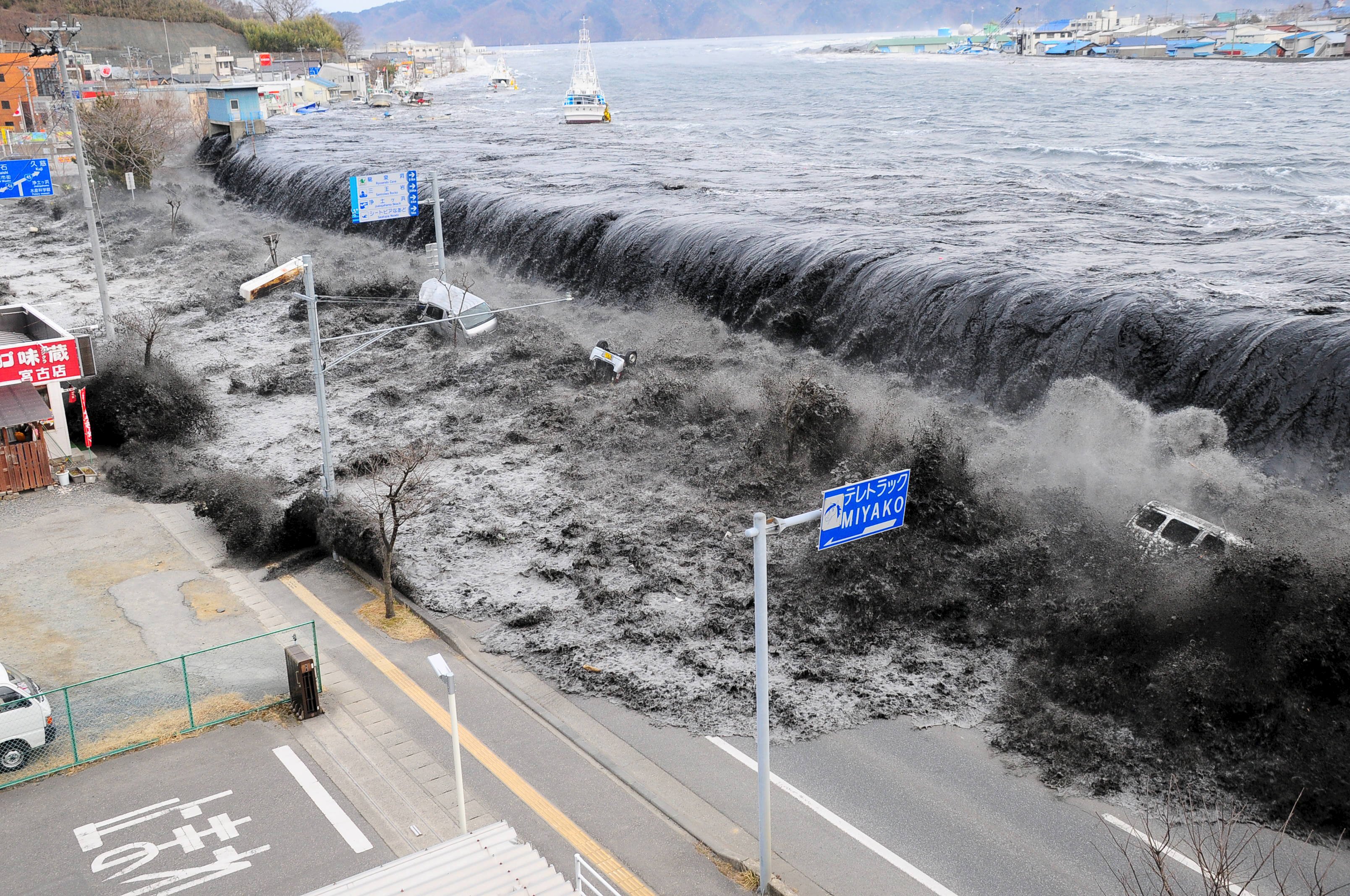 日本位於地震帶，當地民眾一直面對海嘯威脅。（路透資料圖片）