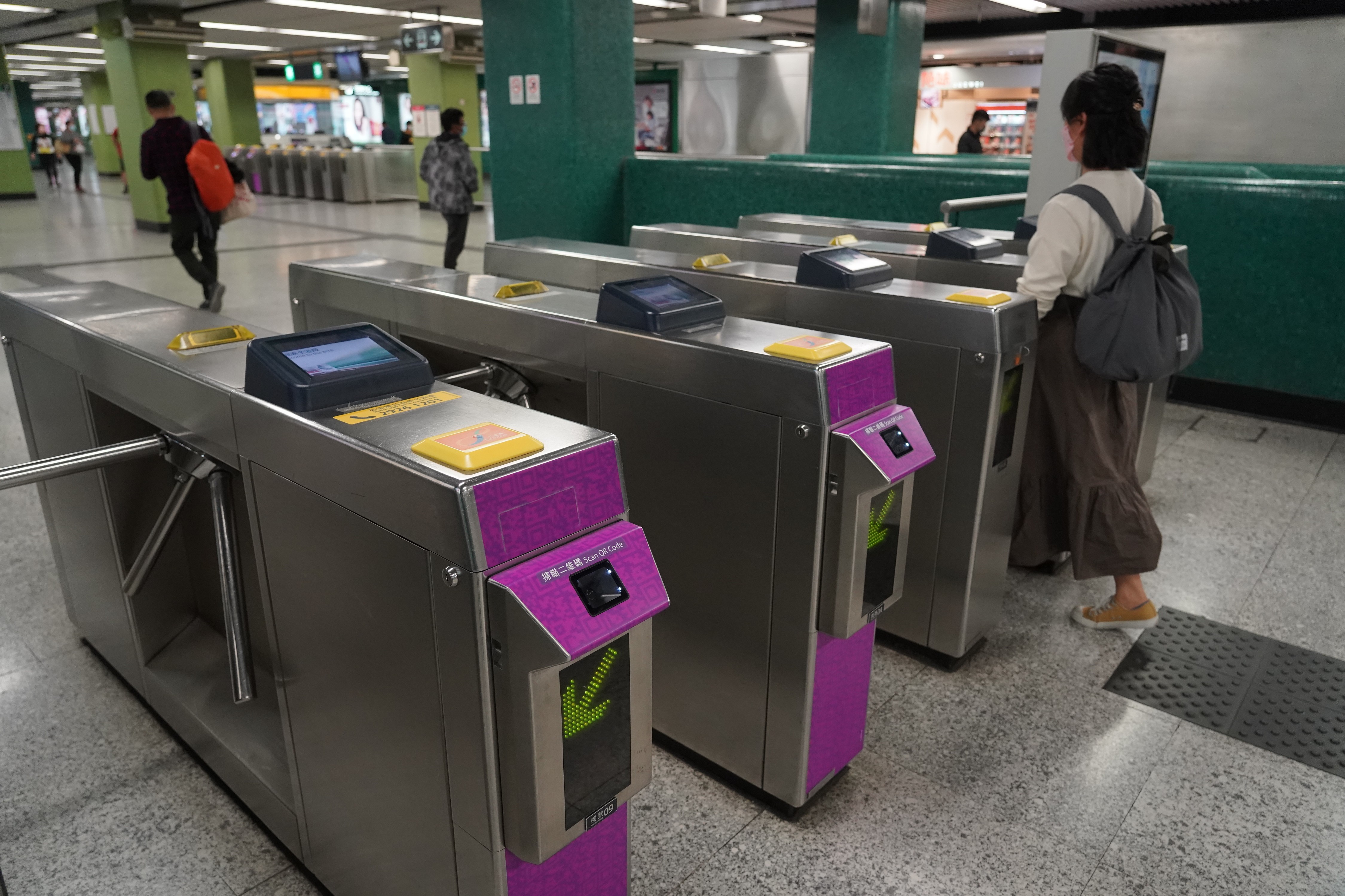 在缺乏政府的交通津貼資助下，即使港鐵已可使用Alipay HK，甚至是其他電子錢包，預期反應不會熱烈。（中新社圖片）