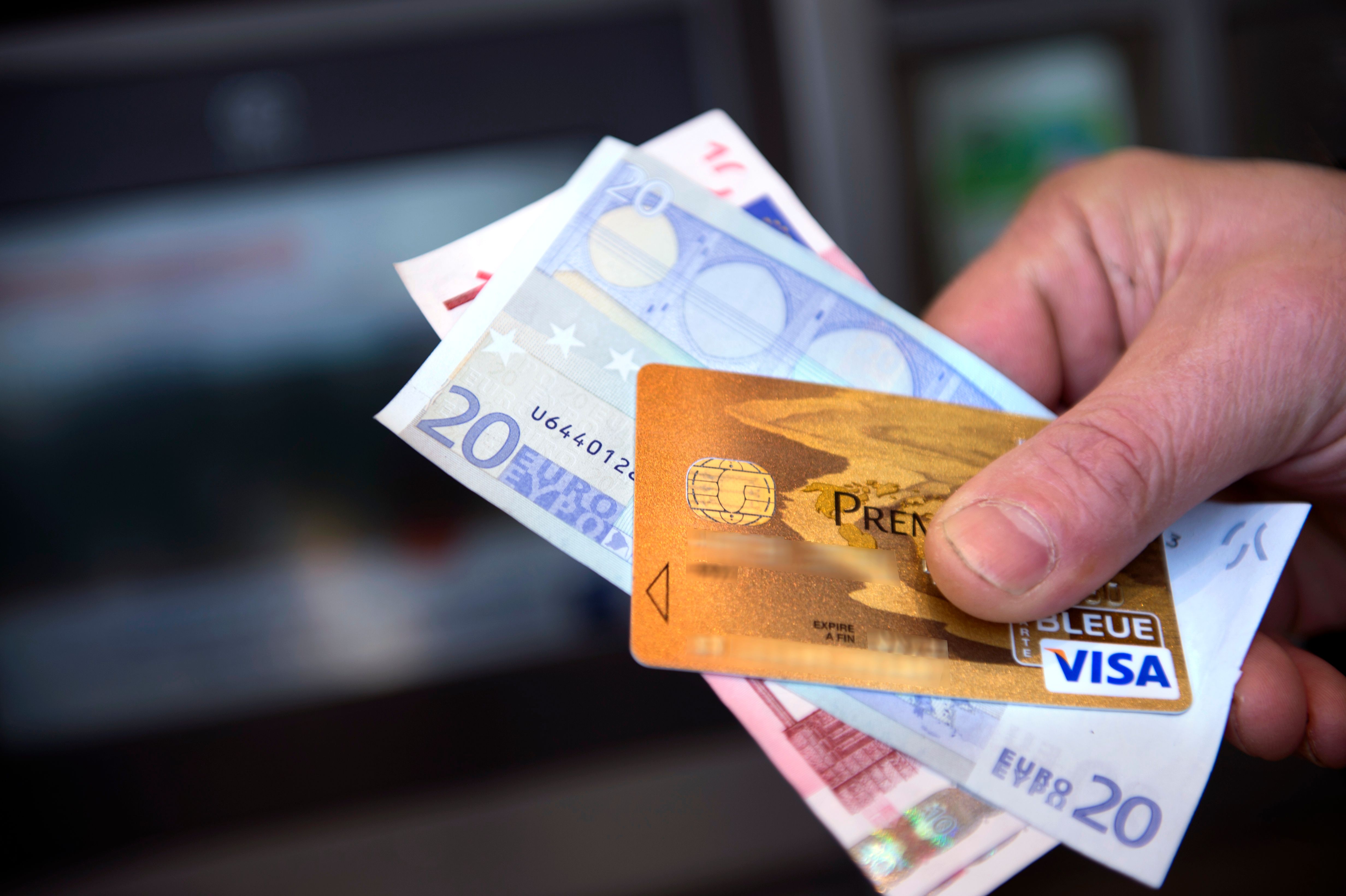 Visa宣布與Crypto.com推先導計劃，容許持卡人以穩定幣結算交易。（法新社資料圖片）