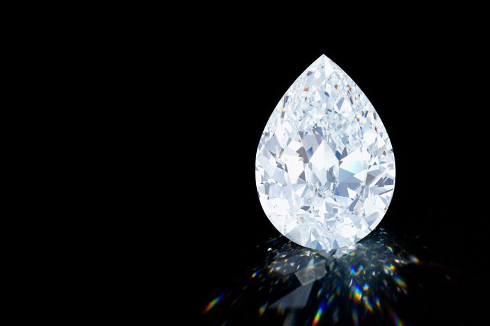 蘇富比拍賣行下月在港拍賣一顆罕見101.38卡梨形鑽石。（蘇富比拍賣行網上圖片）