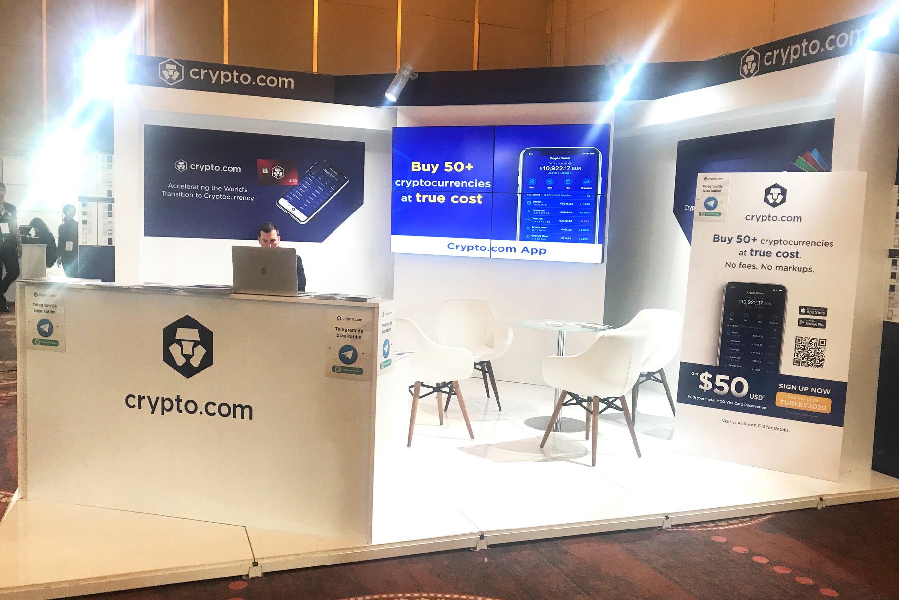 Crypto.com於2016年成立，總部現設於新加坡，是全球第四大加密幣交易所。（Crypto.com fb專頁圖片）