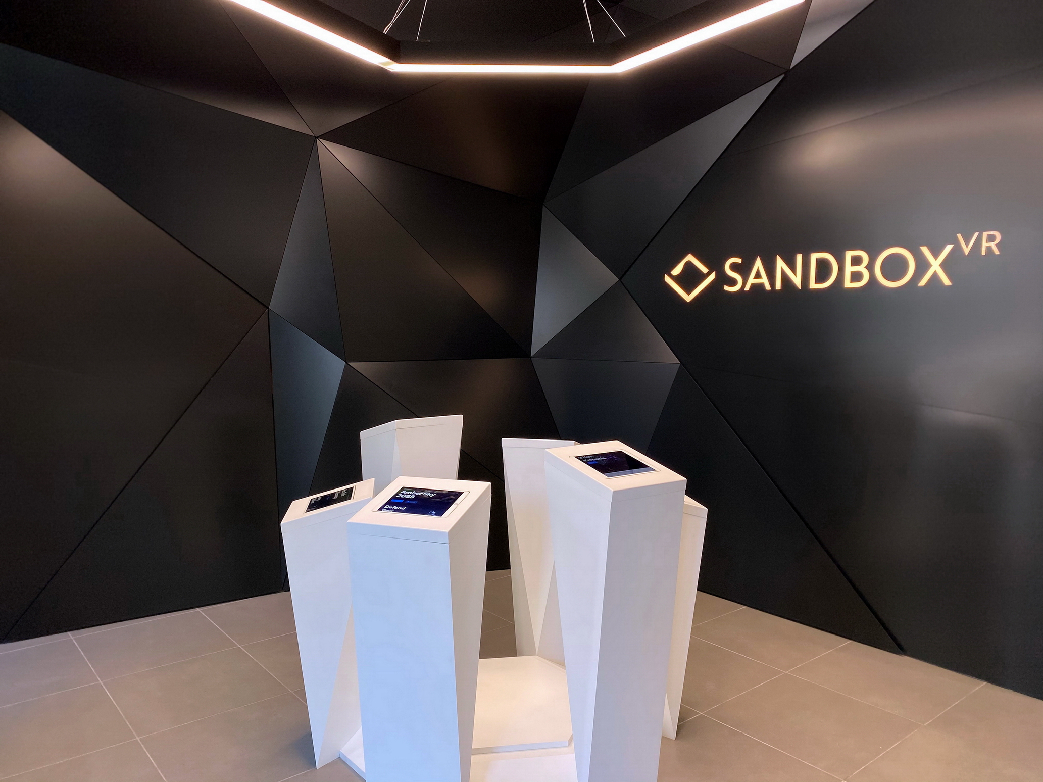 專攻VR遊戲的Sandbox VR，2020年遇上財困，一度要裁員八成。（Sandbox VR圖片）