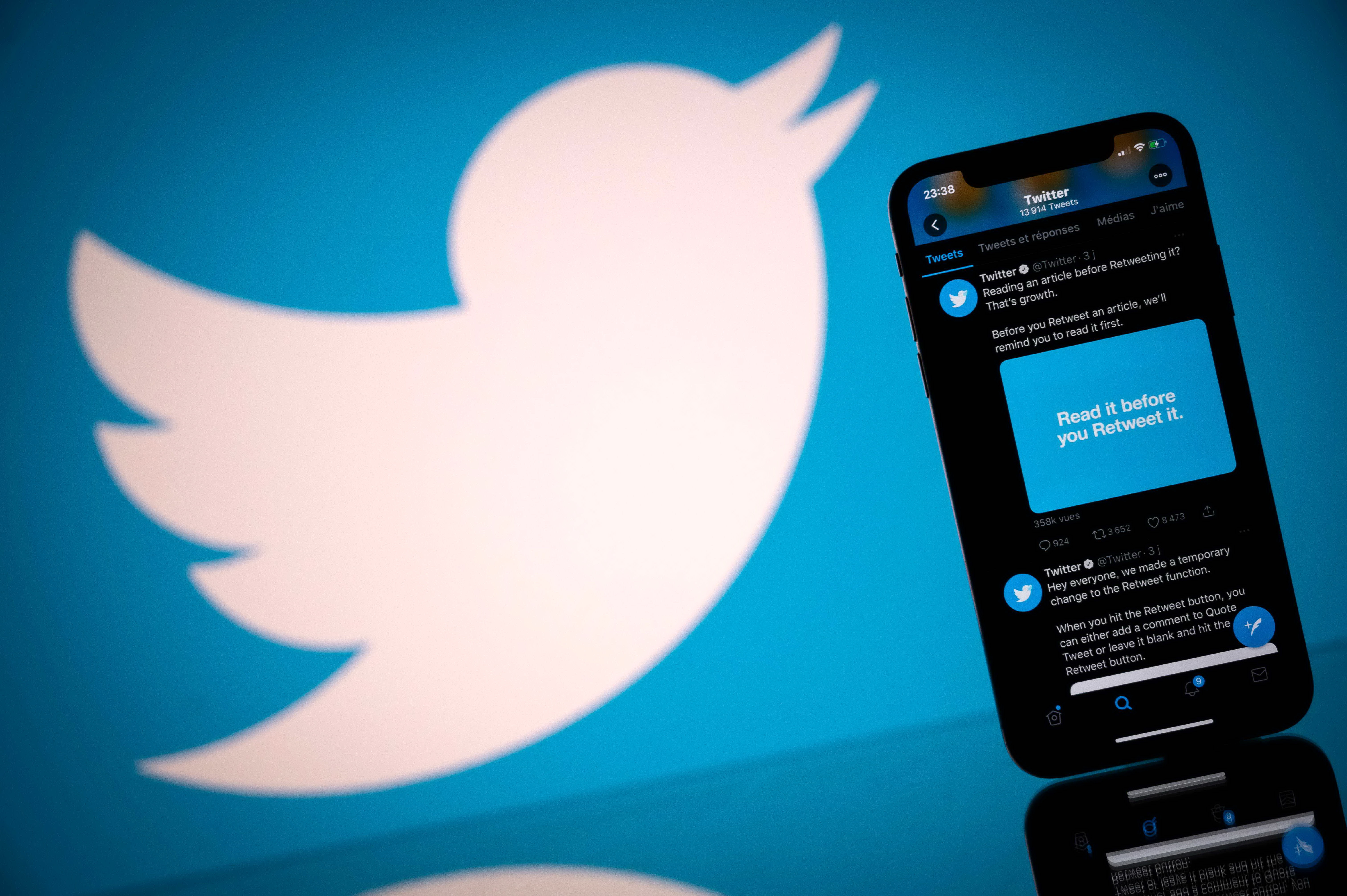 Twitter等平台近年側重「政治正確」，頻繁屏蔽用戶言論甚至封禁賬號。（法新社資料圖片）