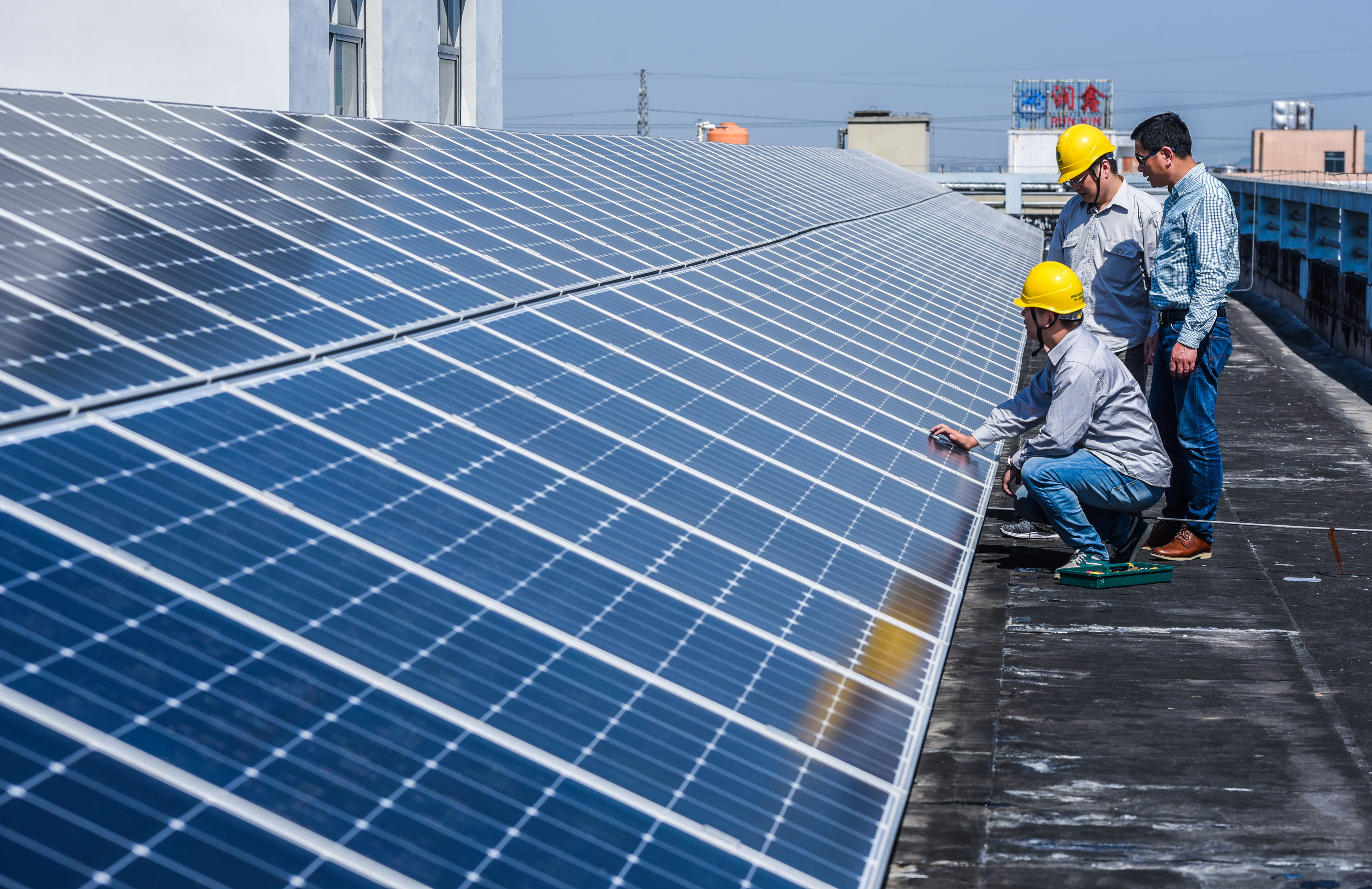 太陽能、核電與電動車的技術等，中國在綠色能源的發展相當成熟。（新華社資料圖片）