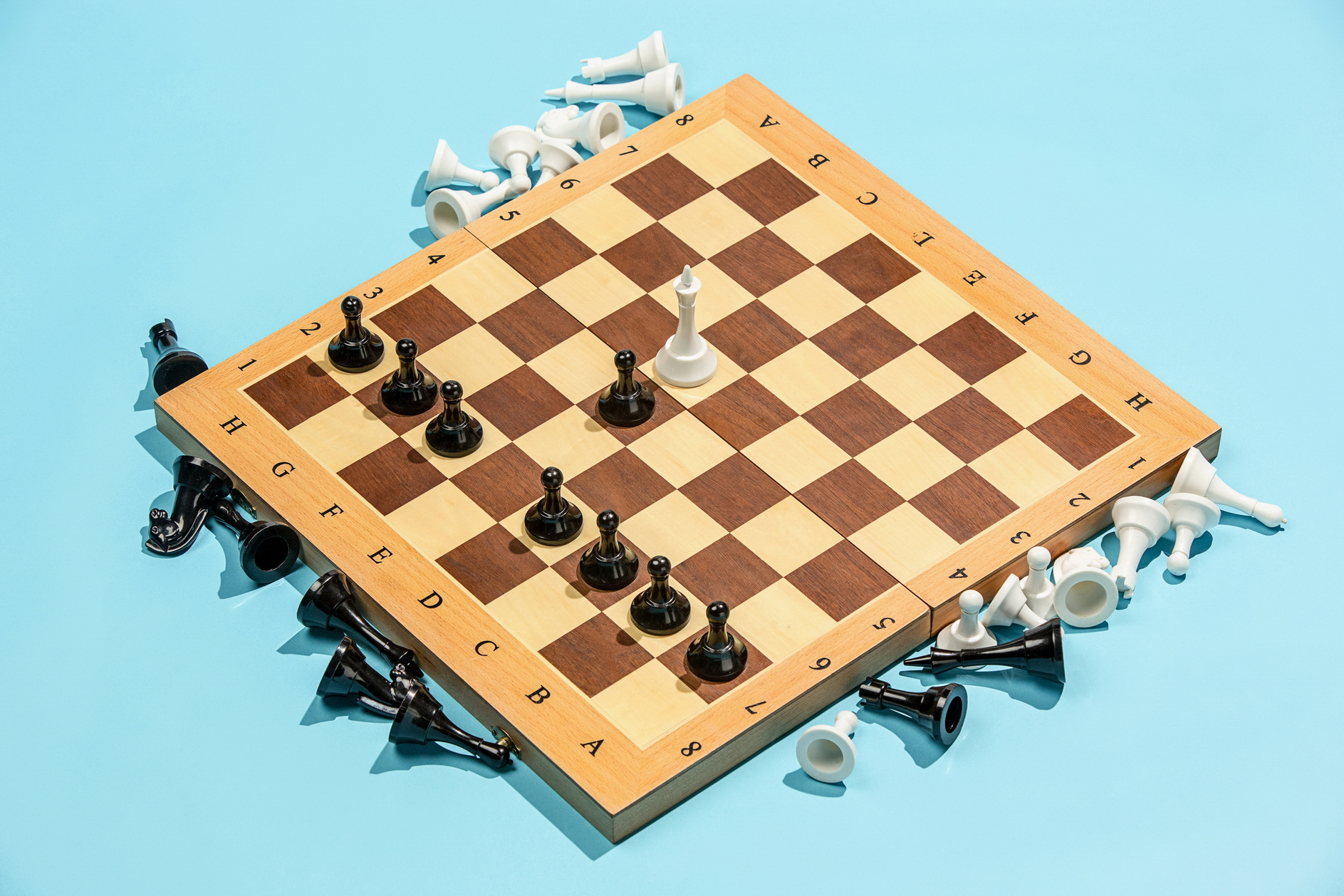 國際象棋比賽除了人類，亦可跟機械人對決。（Freepik 網上圖片）